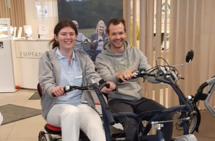Infoveranstaltung über Therapiefahrräder im OptimaMed Ambulanten Rehabilitationszentrum Wiener Neustadt